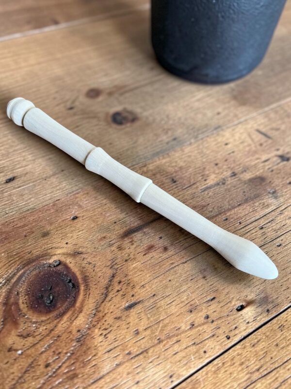 Spatule écossaise en bois de frêne – Image 1